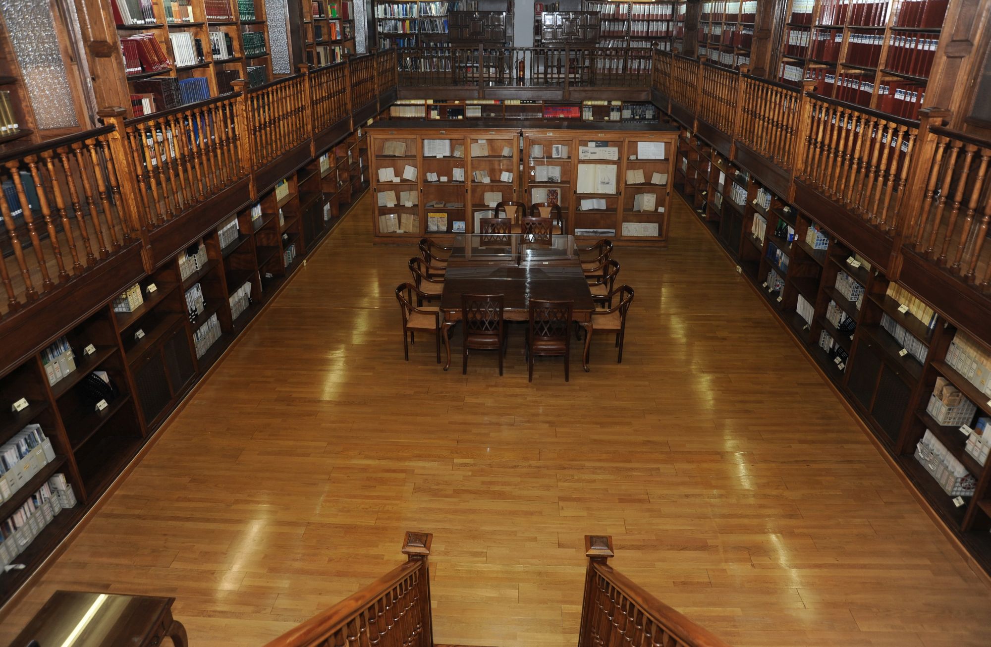 Sala de lectura de la planta baja CESEDEN