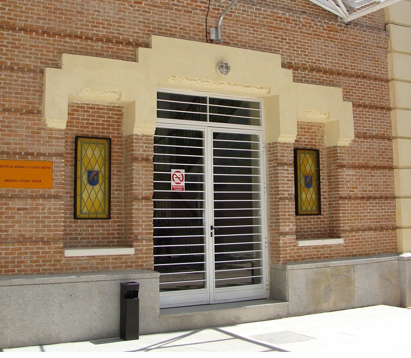 Fachada de la Biblioteca Central Militar 